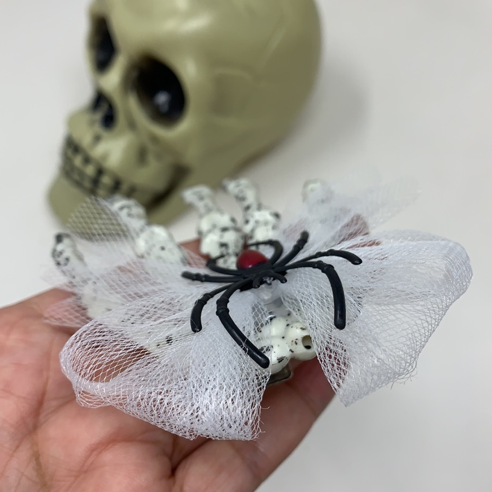 Skeleton 🕷hand hair clip Halloween Day of Dead - Picture 5 of 10